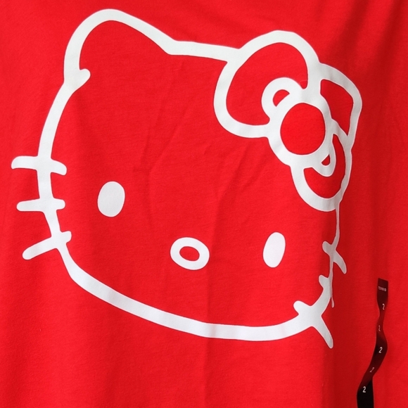 NWT - HELLO KITTY CREW TEE - TORRID - SIZE 2X - Picture 8 of 9